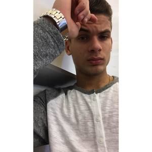 Meet your Posher, Francis